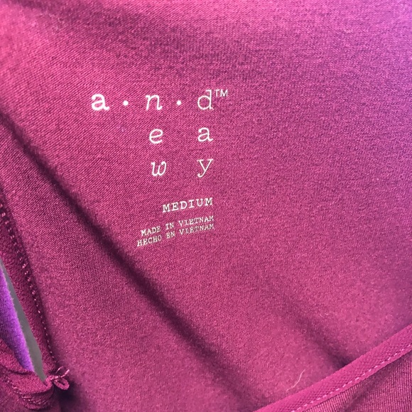 A.n.d eway Size M half sleeve tee plum color - Picture 3 of 3